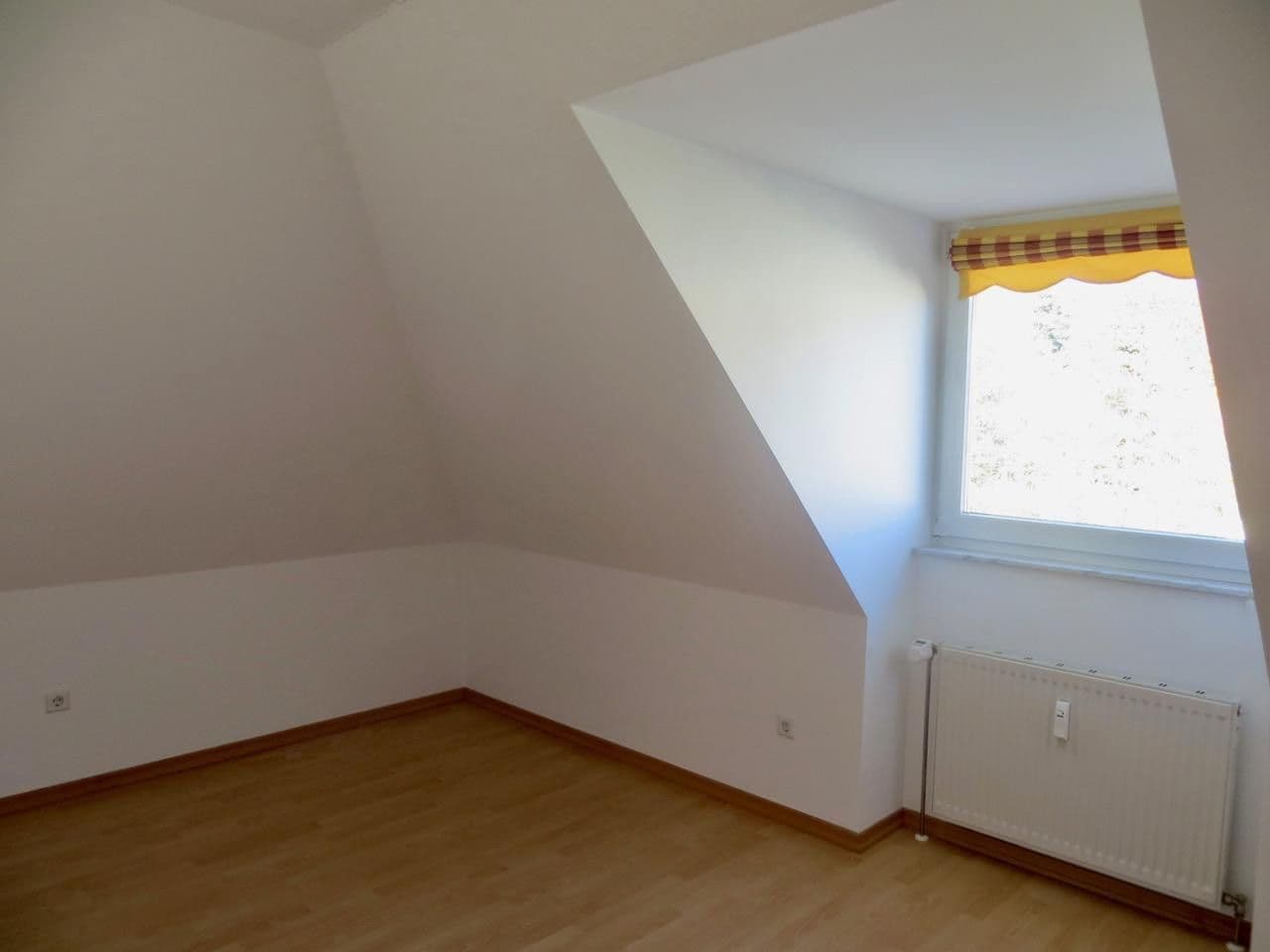 Predaj bytu 3-izbový 62 m², Mathias-Oeder-Str. 1b, Dresden, Sasko Predaj bytu 3-izbový 62 m², Mathias-Oeder-Str. 1b, Dresden, Sasko