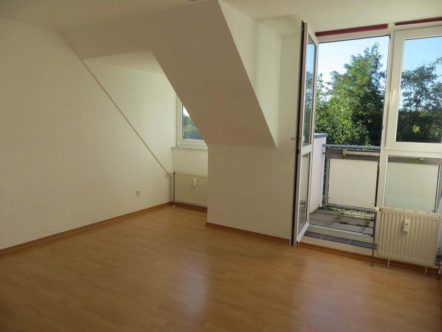 Predaj bytu 3-izbový 62 m², Mathias-Oeder-Str. 1b, Dresden, Sasko Predaj bytu 3-izbový 62 m², Mathias-Oeder-Str. 1b, Dresden, Sasko