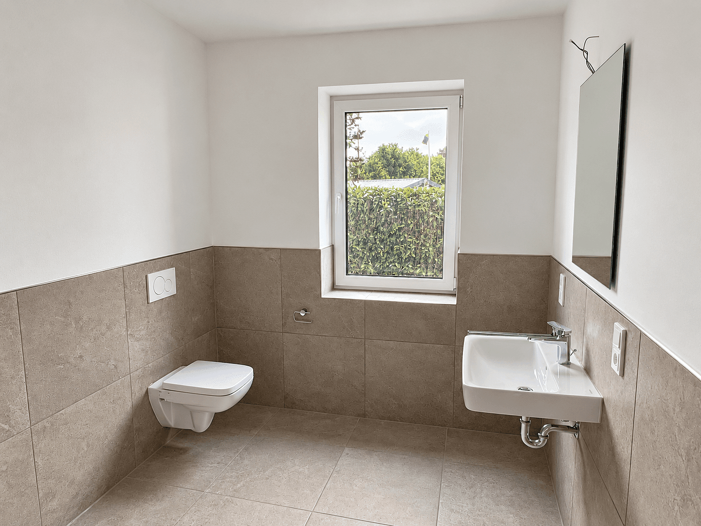 Prenájom bytu 3-izbový 80 m², Damme, Dolné Sasko Prenájom bytu 3-izbový 80 m², Damme, Dolné Sasko
