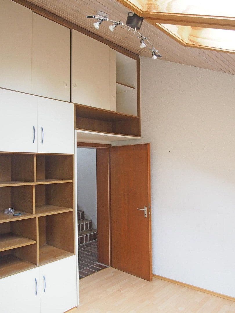 Predaj domu 148 m², pozemok 448 m², Mergenthalerstraße 4, Bietigheim-Bissingen, Bádensko-Wurttembersko Predaj domu 148 m², pozemok 448 m², Mergenthalerstraße 4, Bietigheim-Bissingen, Bádensko-Wurttembersko