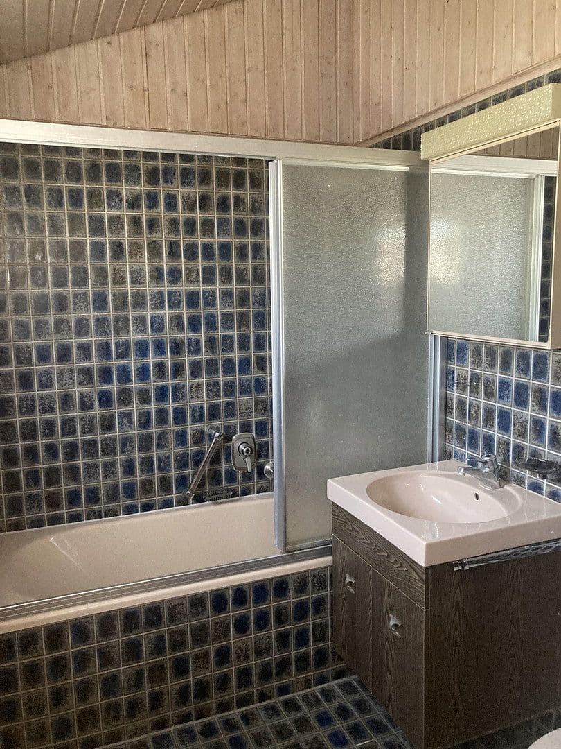 Predaj domu 148 m², pozemok 448 m², Mergenthalerstraße 4, Bietigheim-Bissingen, Bádensko-Wurttembersko Predaj domu 148 m², pozemok 448 m², Mergenthalerstraße 4, Bietigheim-Bissingen, Bádensko-Wurttembersko