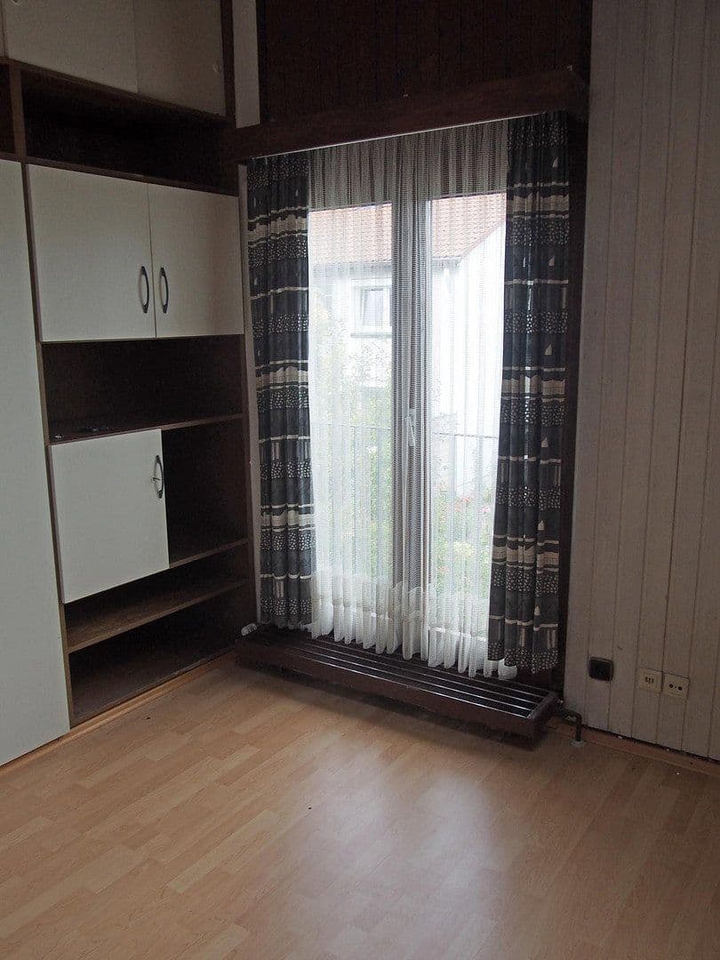 Predaj domu 148 m², pozemok 448 m², Mergenthalerstraße 4, Bietigheim-Bissingen, Bádensko-Wurttembersko Predaj domu 148 m², pozemok 448 m², Mergenthalerstraße 4, Bietigheim-Bissingen, Bádensko-Wurttembersko