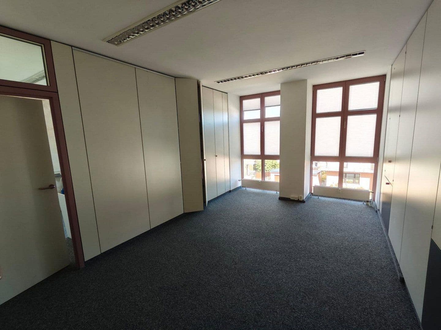 Prenájom kancelárie 589 m², August-Mohl-Str. 13, Hof, Bavorsko Prenájom kancelárie 589 m², August-Mohl-Str. 13, Hof, Bavorsko