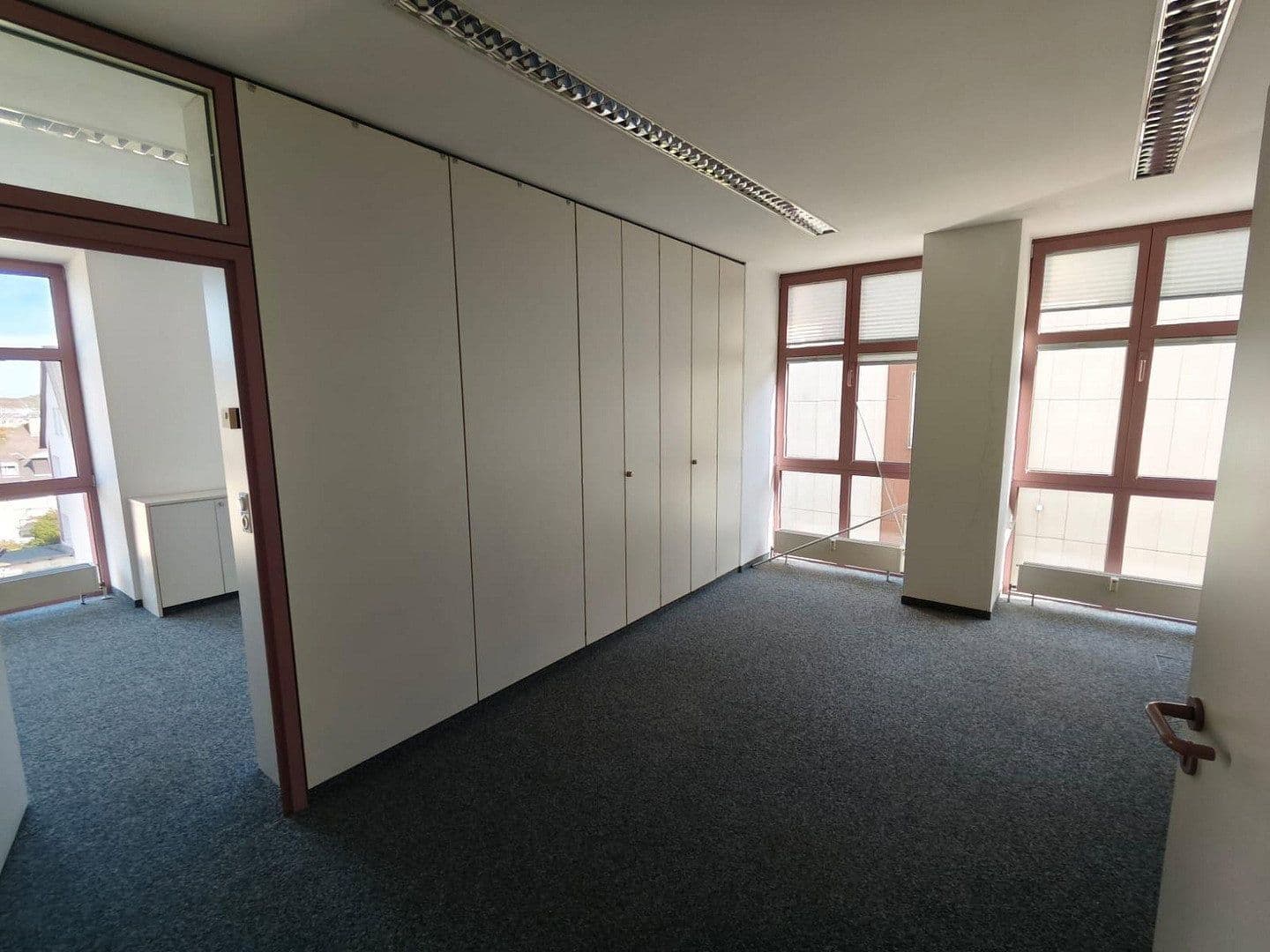 Prenájom kancelárie 589 m², August-Mohl-Str. 13, Hof, Bavorsko Prenájom kancelárie 589 m², August-Mohl-Str. 13, Hof, Bavorsko