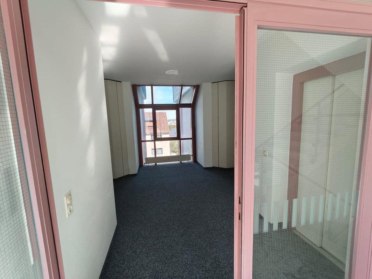 Prenájom kancelárie 589 m², August-Mohl-Str. 13, Hof, Bavorsko Prenájom kancelárie 589 m², August-Mohl-Str. 13, Hof, Bavorsko