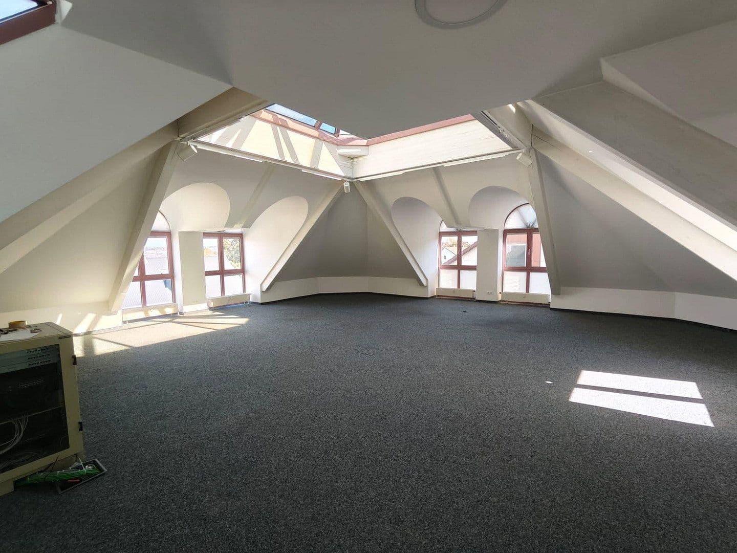 Prenájom kancelárie 589 m², August-Mohl-Str. 13, Hof, Bavorsko Prenájom kancelárie 589 m², August-Mohl-Str. 13, Hof, Bavorsko