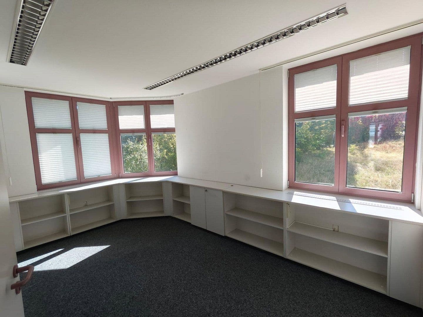 Prenájom kancelárie 589 m², August-Mohl-Str. 13, Hof, Bavorsko Prenájom kancelárie 589 m², August-Mohl-Str. 13, Hof, Bavorsko