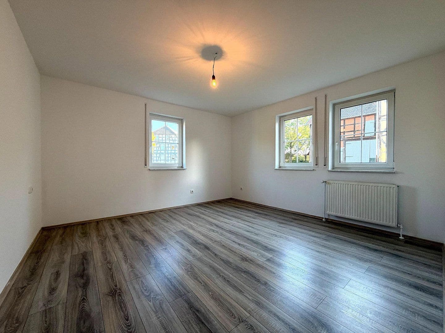 Prenájom bytu 4-izbový 110 m², Udenborner Str. 4a, Wabern, Hesensko Prenájom bytu 4-izbový 110 m², Udenborner Str. 4a, Wabern, Hesensko