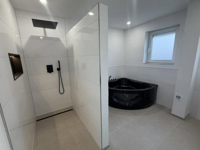 Predaj bytu 4-izbový 110 m², Kaufbeurer Straße 34, Schwabmünchen, Bavorsko Predaj bytu 4-izbový 110 m², Kaufbeurer Straße 34, Schwabmünchen, Bavorsko