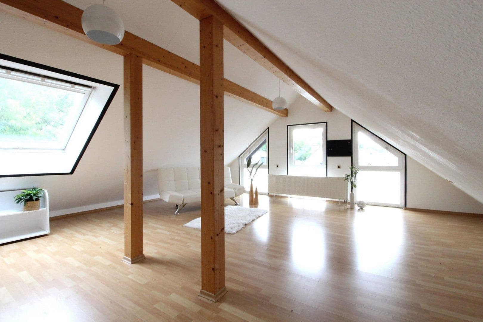 Predaj domu 263 m², pozemok 381 m², Bad König, Hesensko Predaj domu 263 m², pozemok 381 m², Bad König, Hesensko