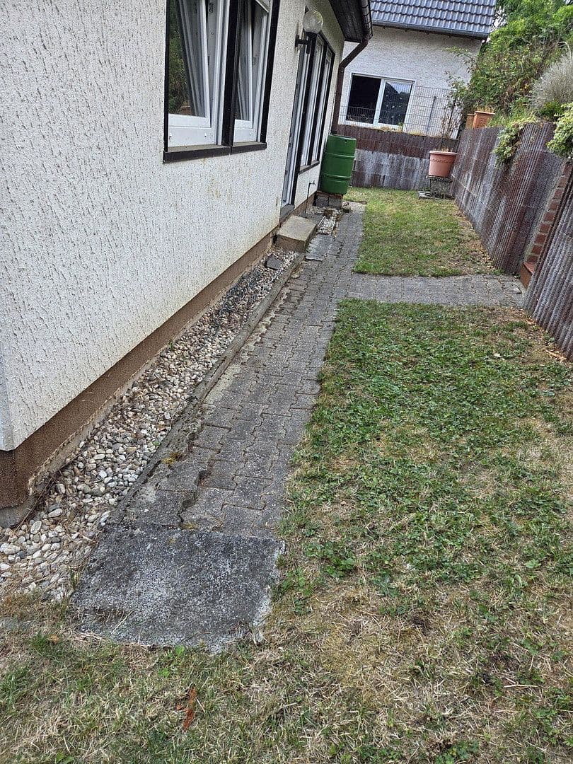 Predaj domu 72 m², pozemok 1.067 m², Ringstraße 11, Kirn, Porýnie-Falcko Predaj domu 72 m², pozemok 1.067 m², Ringstraße 11, Kirn, Porýnie-Falcko