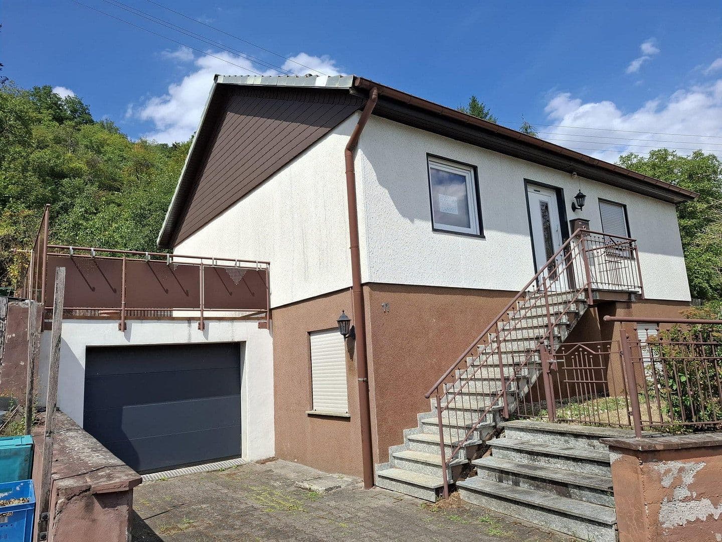 Predaj domu 72 m², pozemok 1.067 m², Ringstraße 11, Kirn, Porýnie-Falcko Predaj domu 72 m², pozemok 1.067 m², Ringstraße 11, Kirn, Porýnie-Falcko