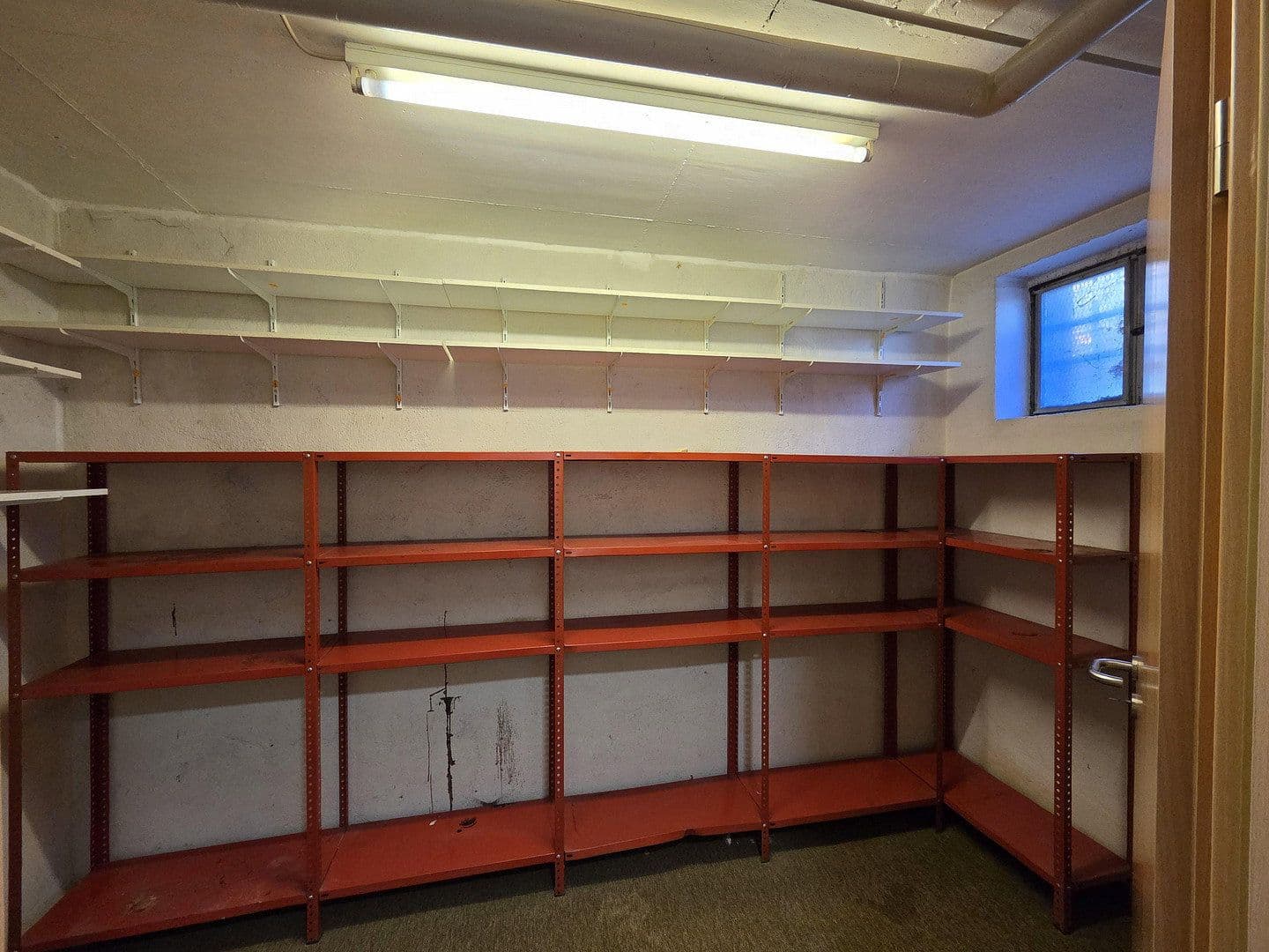 Predaj domu 72 m², pozemok 1.067 m², Ringstraße 11, Kirn, Porýnie-Falcko Predaj domu 72 m², pozemok 1.067 m², Ringstraße 11, Kirn, Porýnie-Falcko
