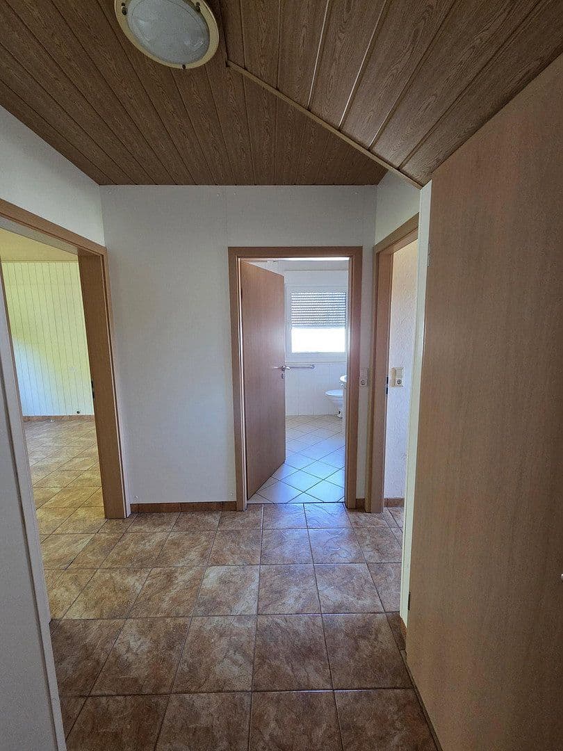 Predaj domu 72 m², pozemok 1.067 m², Ringstraße 11, Kirn, Porýnie-Falcko Predaj domu 72 m², pozemok 1.067 m², Ringstraße 11, Kirn, Porýnie-Falcko