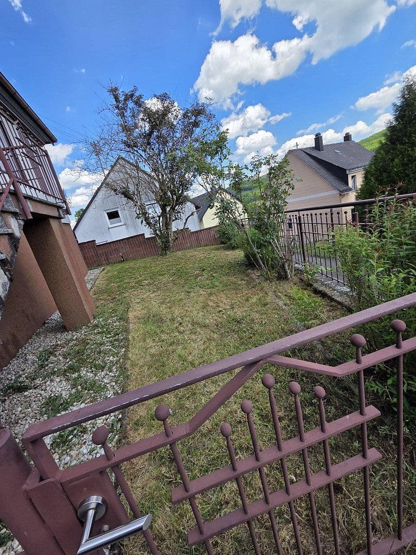 Predaj domu 72 m², pozemok 1.067 m², Ringstraße 11, Kirn, Porýnie-Falcko Predaj domu 72 m², pozemok 1.067 m², Ringstraße 11, Kirn, Porýnie-Falcko