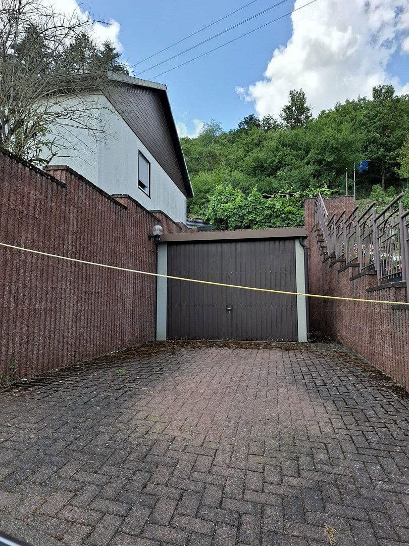 Predaj domu 72 m², pozemok 1.067 m², Ringstraße 11, Kirn, Porýnie-Falcko Predaj domu 72 m², pozemok 1.067 m², Ringstraße 11, Kirn, Porýnie-Falcko