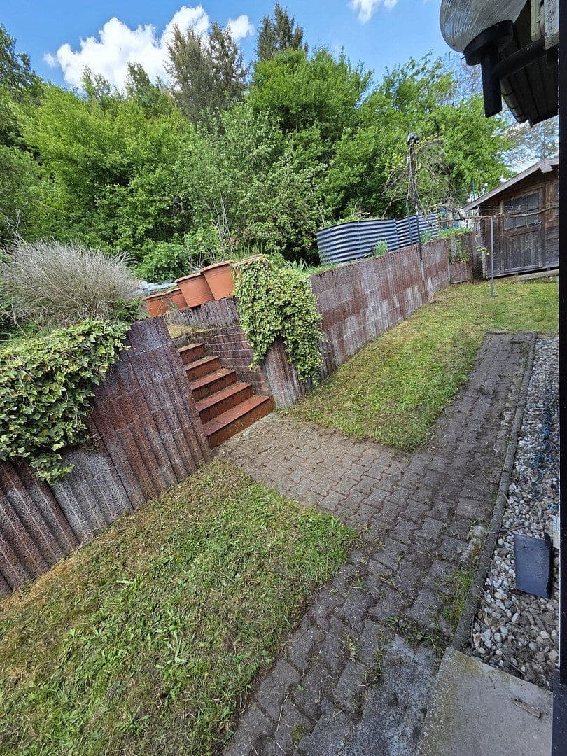 Predaj domu 72 m², pozemok 1.067 m², Ringstraße 11, Kirn, Porýnie-Falcko Predaj domu 72 m², pozemok 1.067 m², Ringstraße 11, Kirn, Porýnie-Falcko