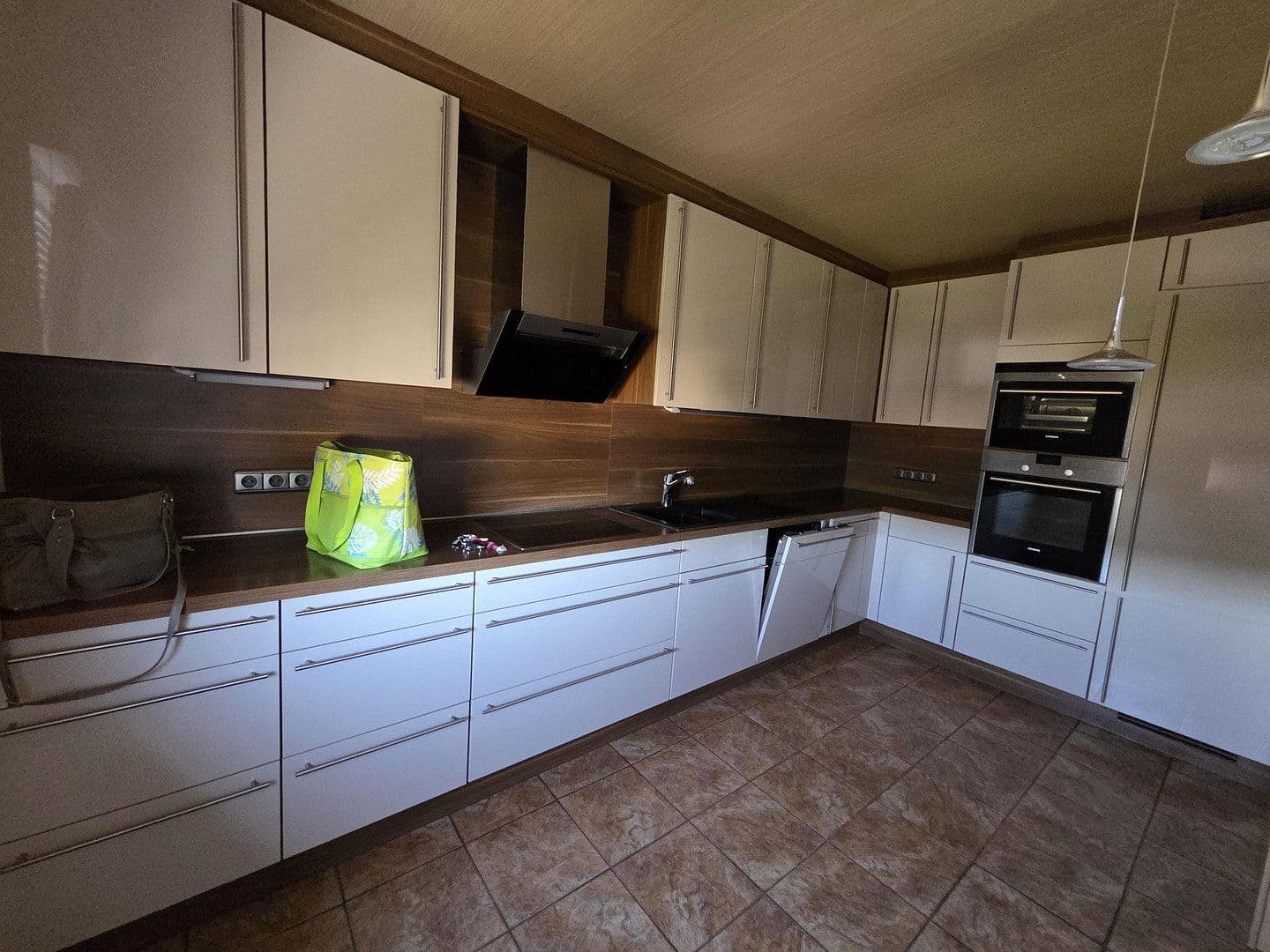 Predaj domu 72 m², pozemok 1.067 m², Ringstraße 11, Kirn, Porýnie-Falcko Predaj domu 72 m², pozemok 1.067 m², Ringstraße 11, Kirn, Porýnie-Falcko