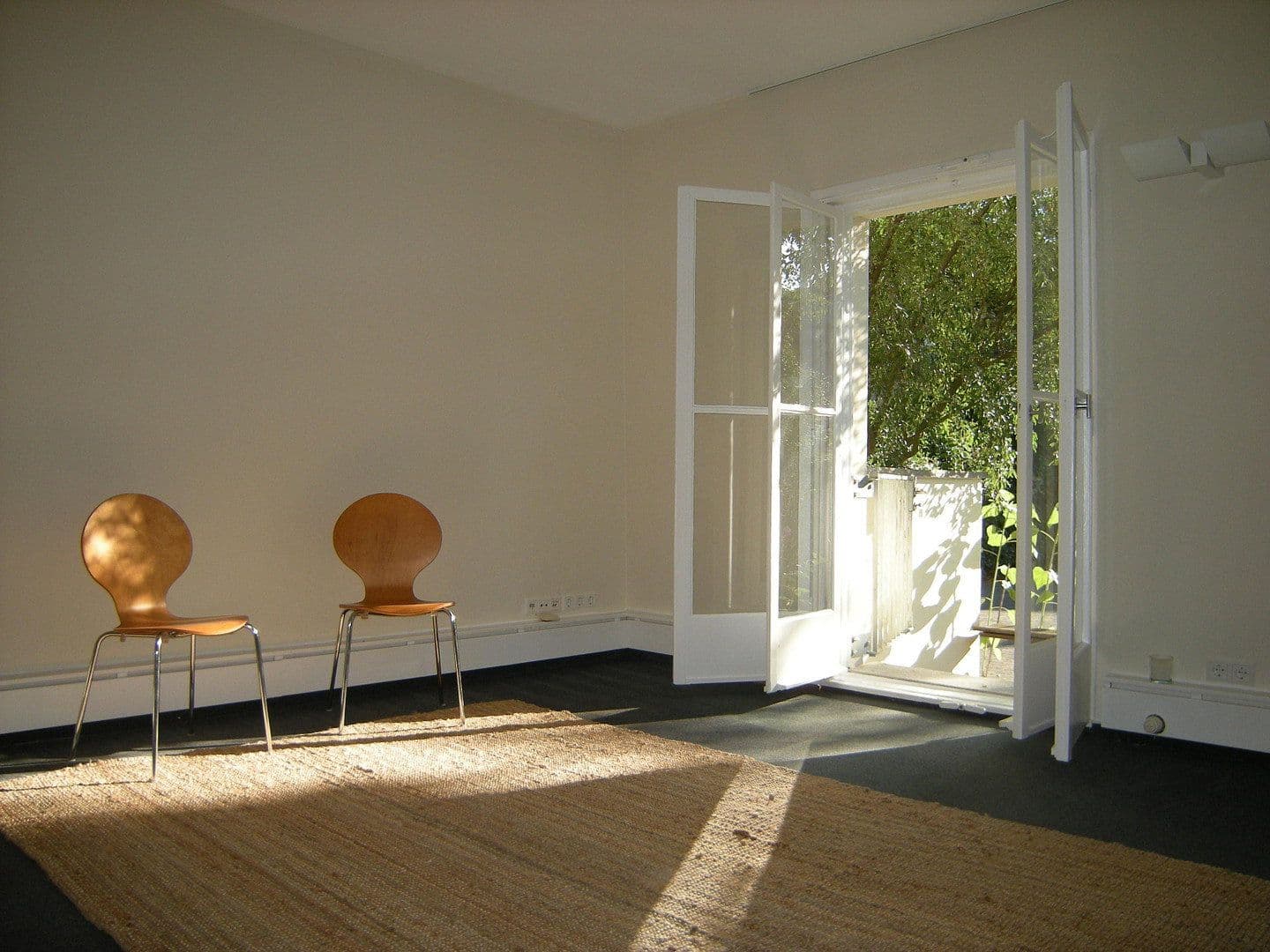 Predaj bytu 2-izbový 68 m², Berlin-Steglitz OT Lichterfelde, Berlín Predaj bytu 2-izbový 68 m², Berlin-Steglitz OT Lichterfelde, Berlín