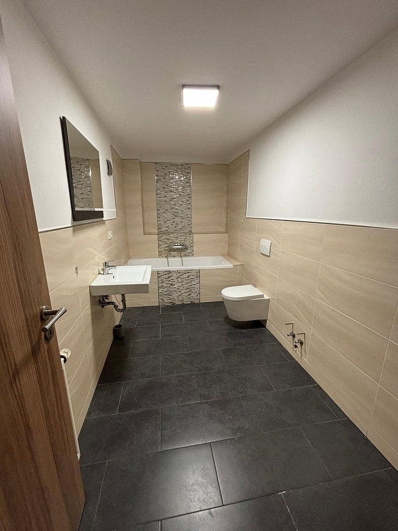 Predaj domu 234 m², pozemok 699 m², Simbach, Bavorsko Predaj domu 234 m², pozemok 699 m², Simbach, Bavorsko