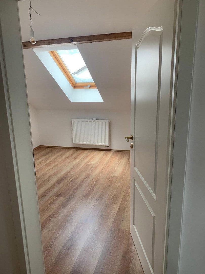 Predaj domu 234 m², pozemok 699 m², Simbach, Bavorsko Predaj domu 234 m², pozemok 699 m², Simbach, Bavorsko