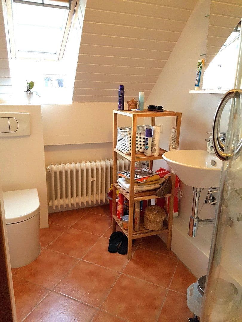 Prenájom bytu 2-izbový 50 m², München, Bavorsko Prenájom bytu 2-izbový 50 m², München, Bavorsko