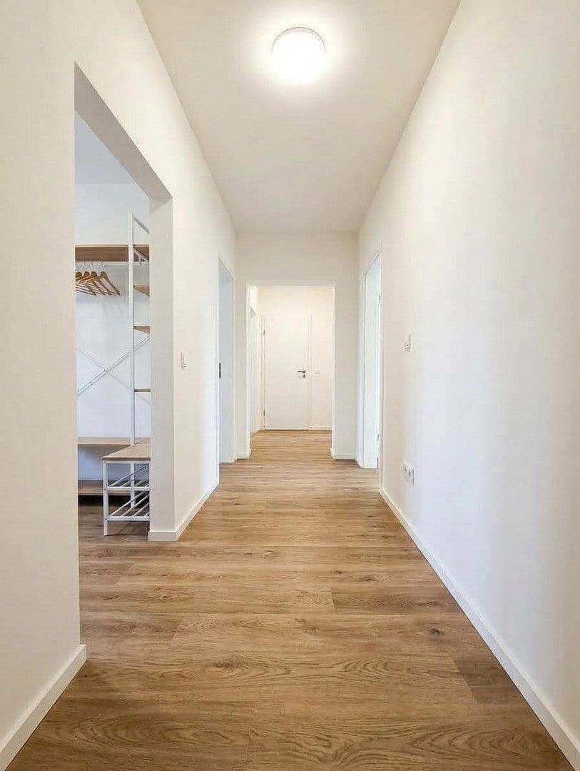 Prenájom bytu 3-izbový 70 m², Hafelsstraße 69B, Krefeld, Severné Porýnie - Westfálsko Prenájom bytu 3-izbový 70 m², Hafelsstraße 69B, Krefeld, Severné Porýnie - Westfálsko