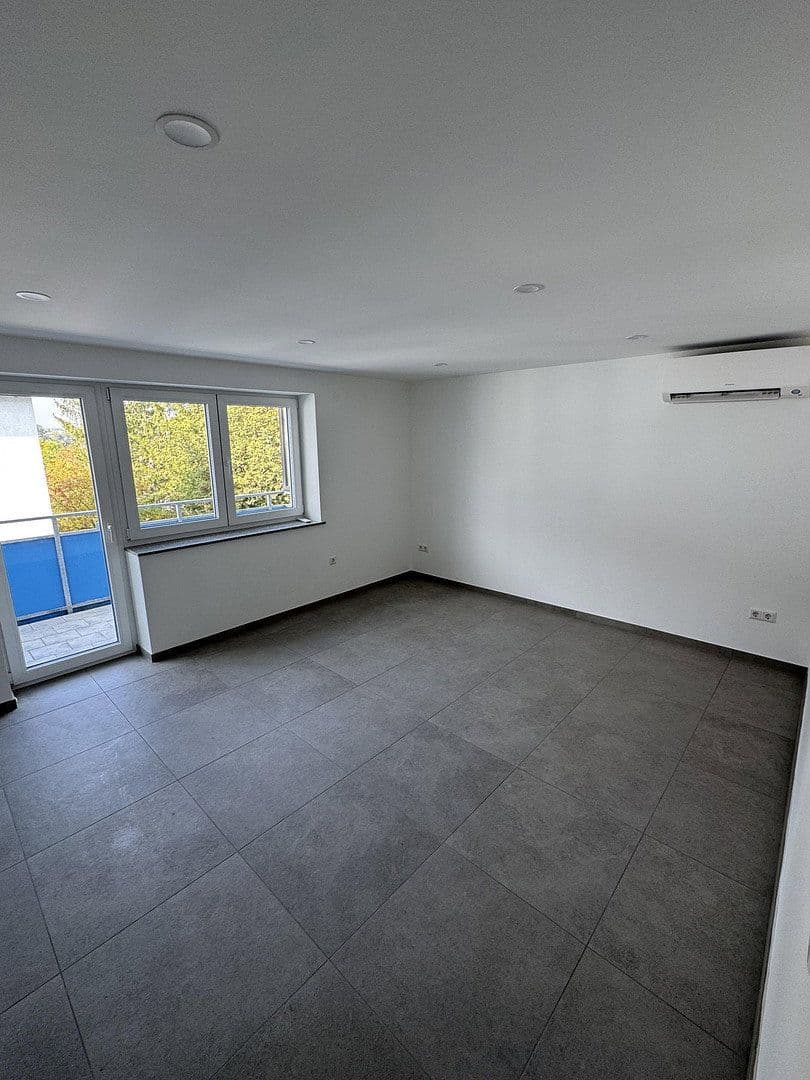 Prenájom bytu 3-izbový 63 m², Leonberg, Bádensko-Wurttembersko Prenájom bytu 3-izbový 63 m², Leonberg, Bádensko-Wurttembersko