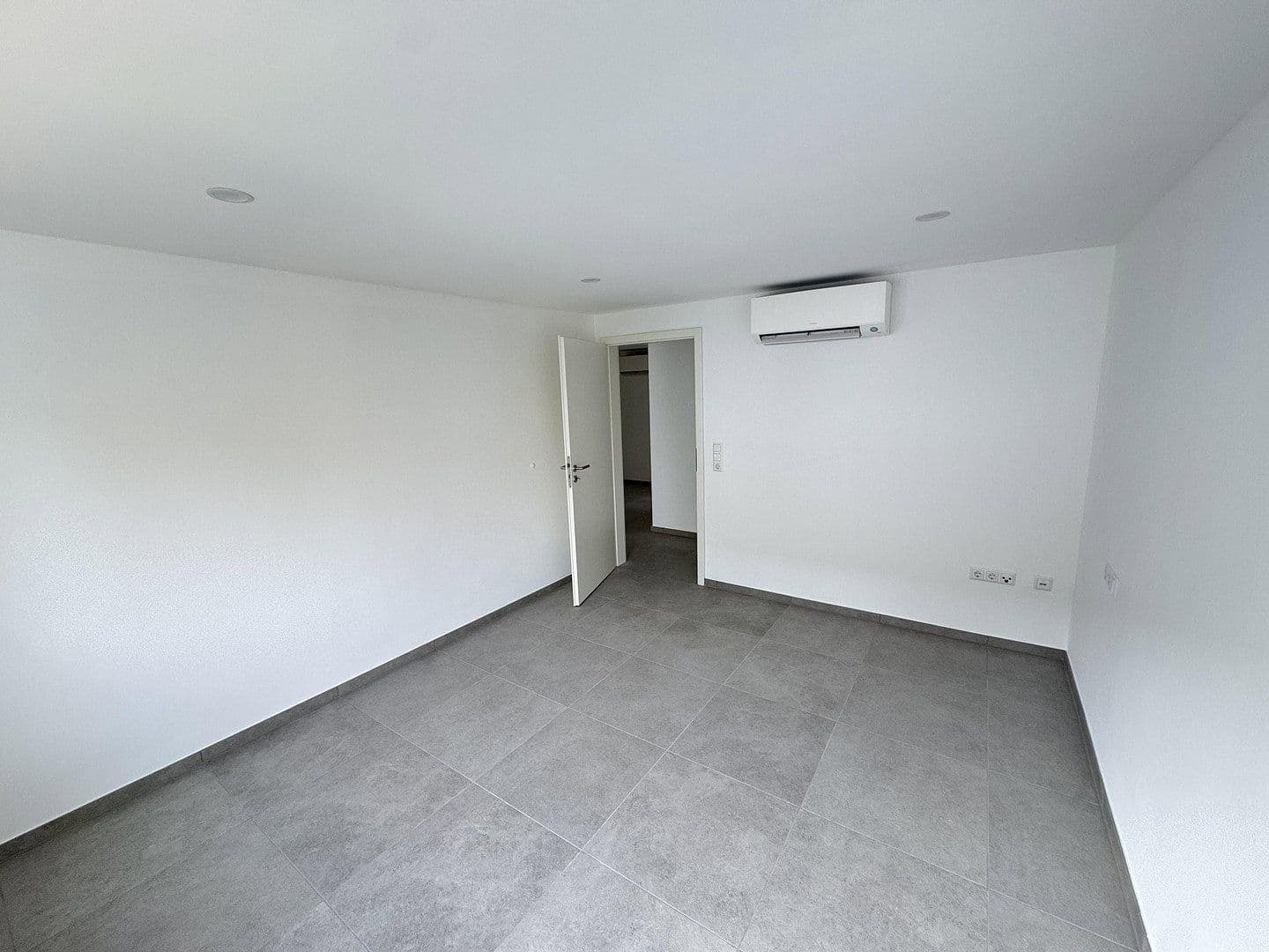 Prenájom bytu 3-izbový 63 m², Leonberg, Bádensko-Wurttembersko Prenájom bytu 3-izbový 63 m², Leonberg, Bádensko-Wurttembersko
