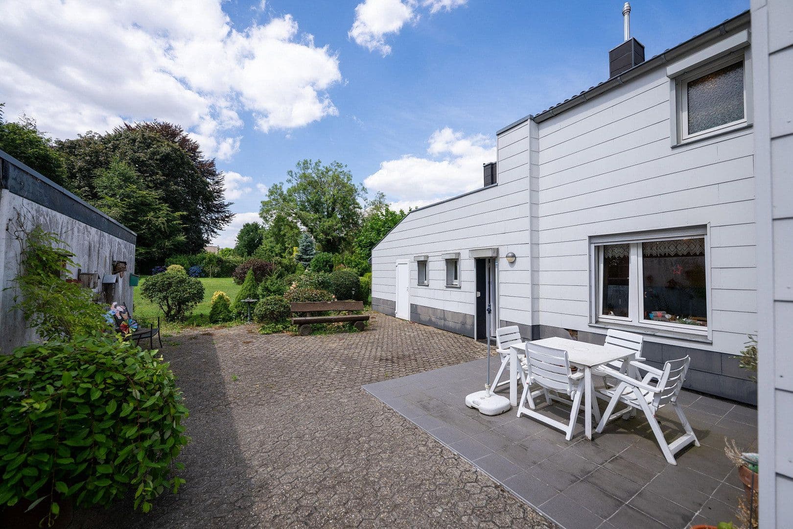 Predaj domu 145 m², pozemok 756 m², Antoniusstraße 9, Baesweiler, Severné Porýnie - Westfálsko Predaj domu 145 m², pozemok 756 m², Antoniusstraße 9, Baesweiler, Severné Porýnie - Westfálsko