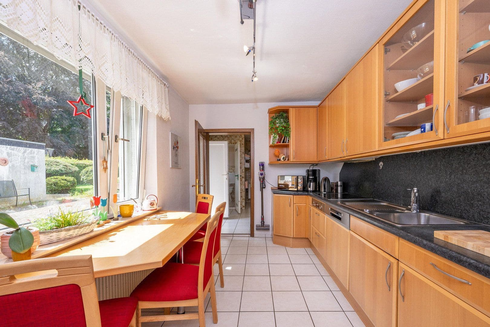 Predaj domu 145 m², pozemok 756 m², Antoniusstraße 9, Baesweiler, Severné Porýnie - Westfálsko Predaj domu 145 m², pozemok 756 m², Antoniusstraße 9, Baesweiler, Severné Porýnie - Westfálsko
