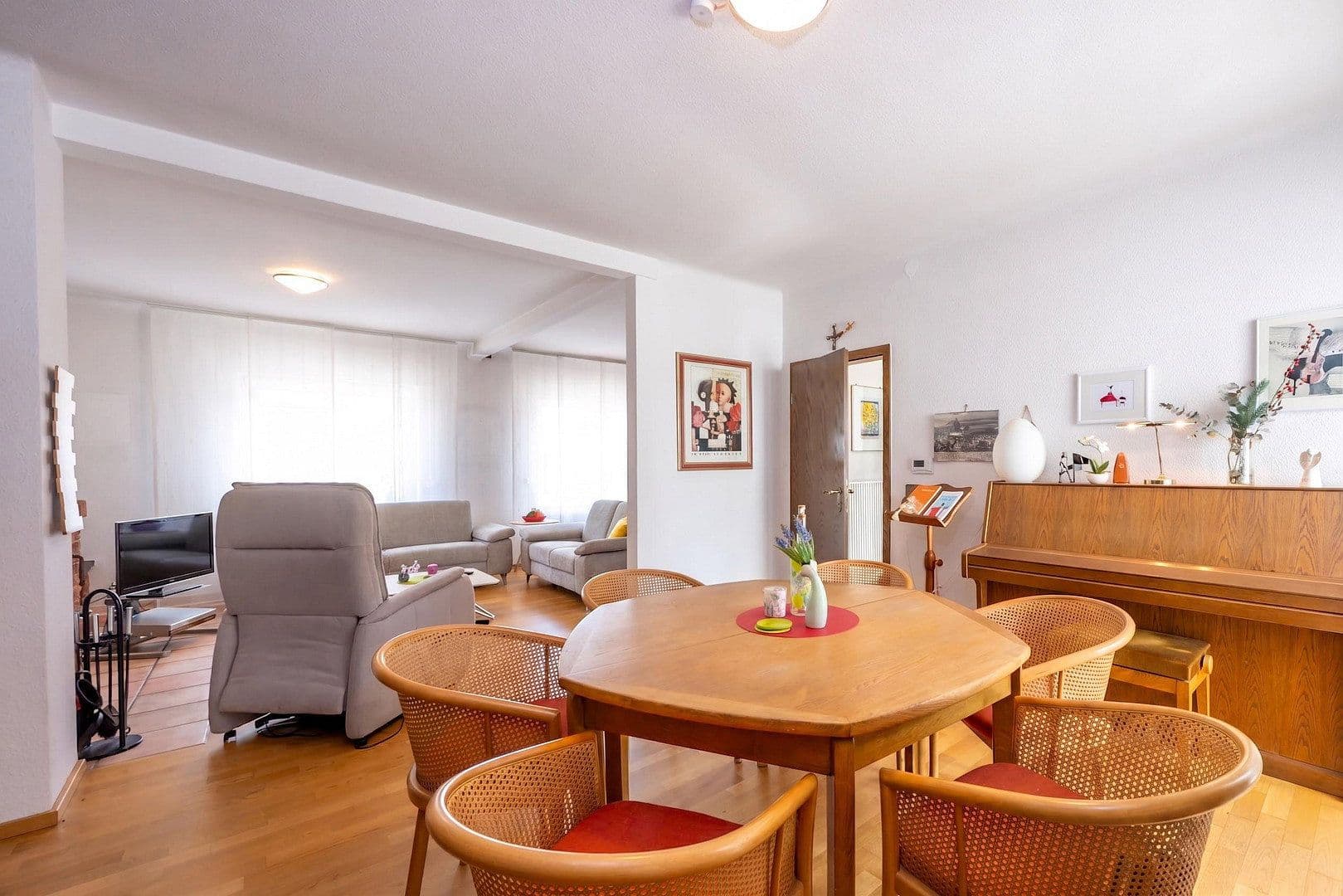 Predaj domu 145 m², pozemok 756 m², Antoniusstraße 9, Baesweiler, Severné Porýnie - Westfálsko Predaj domu 145 m², pozemok 756 m², Antoniusstraße 9, Baesweiler, Severné Porýnie - Westfálsko
