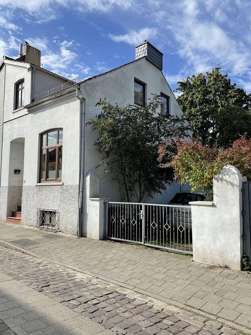 Predaj domu 85 m², pozemok 165 m², Bremen, Brémy Predaj domu 85 m², pozemok 165 m², Bremen, Brémy