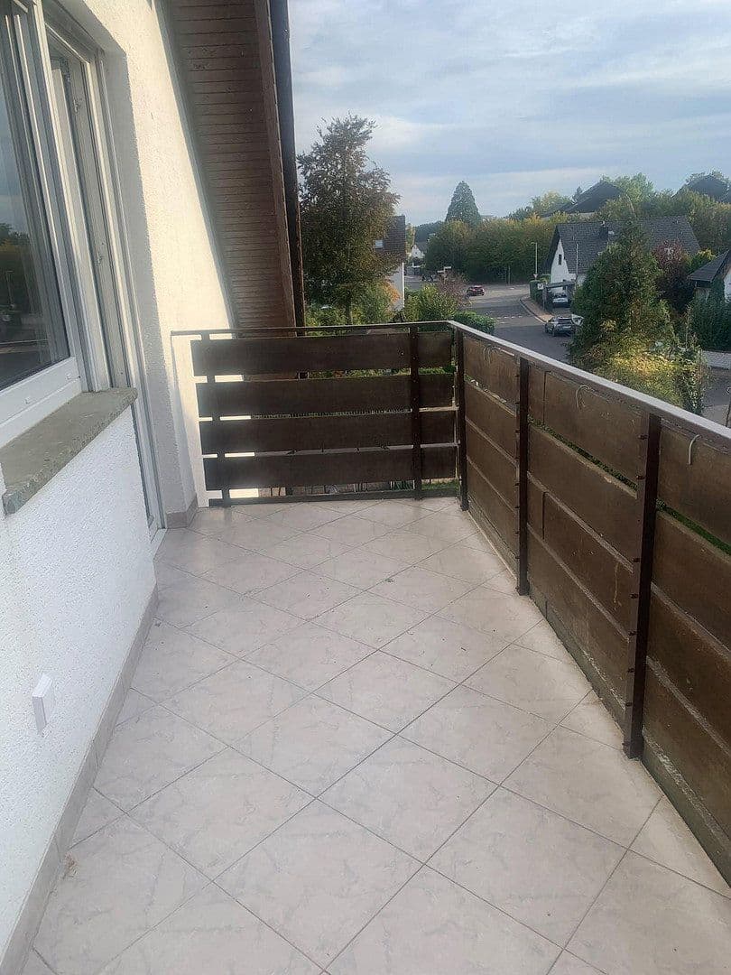 Prenájom bytu 4-izbový 79 m², Bruchköbel, Hesensko Prenájom bytu 4-izbový 79 m², Bruchköbel, Hesensko