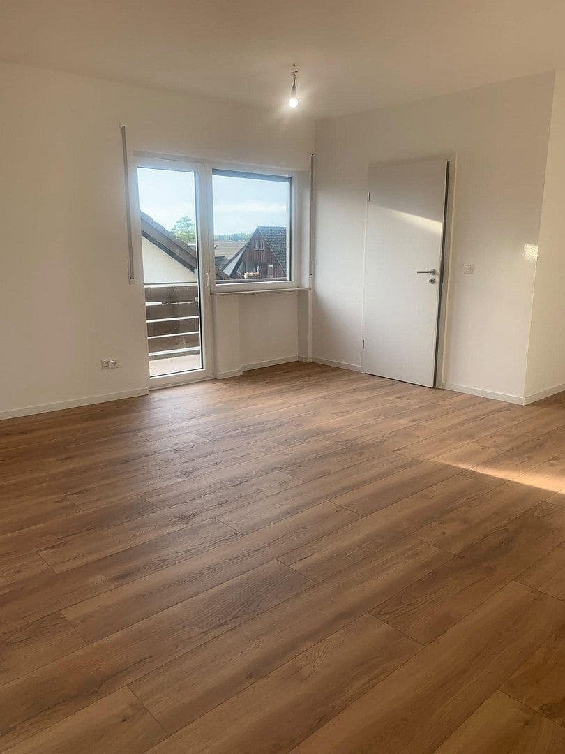Prenájom bytu 4-izbový 79 m², Bruchköbel, Hesensko Prenájom bytu 4-izbový 79 m², Bruchköbel, Hesensko
