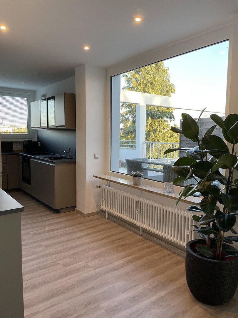 Prenájom bytu 3-izbový 132 m², Hansjakobstraße 125a, München, Bavorsko Prenájom bytu 3-izbový 132 m², Hansjakobstraße 125a, München, Bavorsko