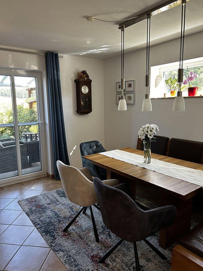 Predaj domu 147 m², pozemok 328 m², Reichertshausen, Bavorsko Predaj domu 147 m², pozemok 328 m², Reichertshausen, Bavorsko