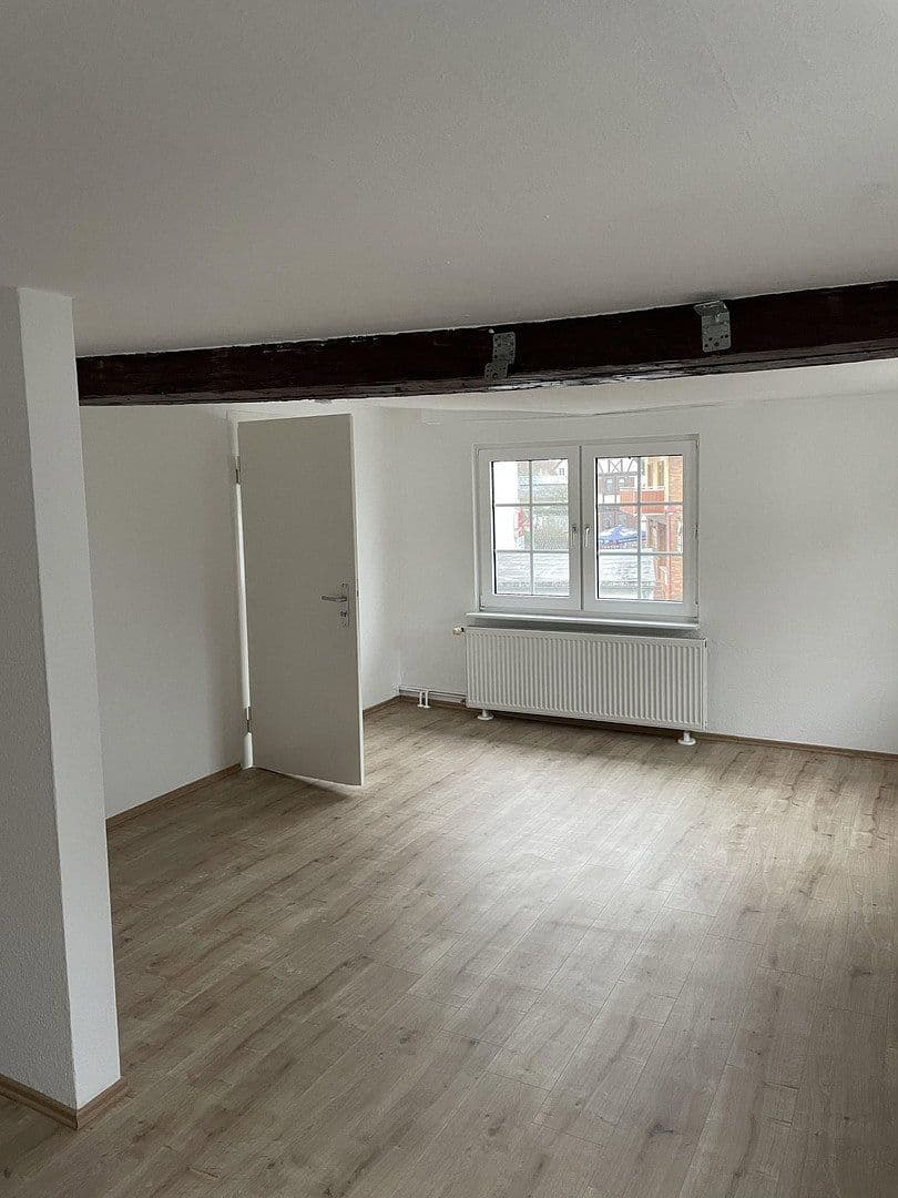 Prenájom domu 211 m², pozemok 100 m², Falltorstr. 2, Bruchköbel, Hesensko Prenájom domu 211 m², pozemok 100 m², Falltorstr. 2, Bruchköbel, Hesensko