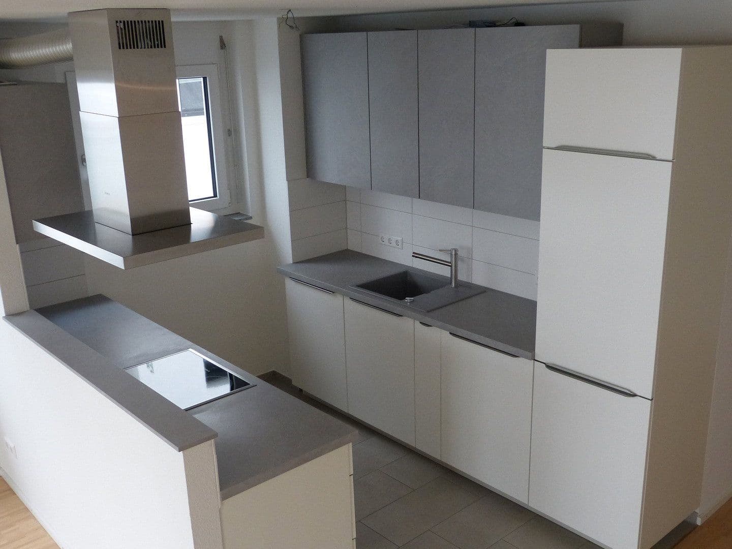 Prenájom bytu 3-izbový 82 m², Franz-Liszt-Allee 36, Bad Krozingen, Bádensko-Wurttembersko Prenájom bytu 3-izbový 82 m², Franz-Liszt-Allee 36, Bad Krozingen, Bádensko-Wurttembersko