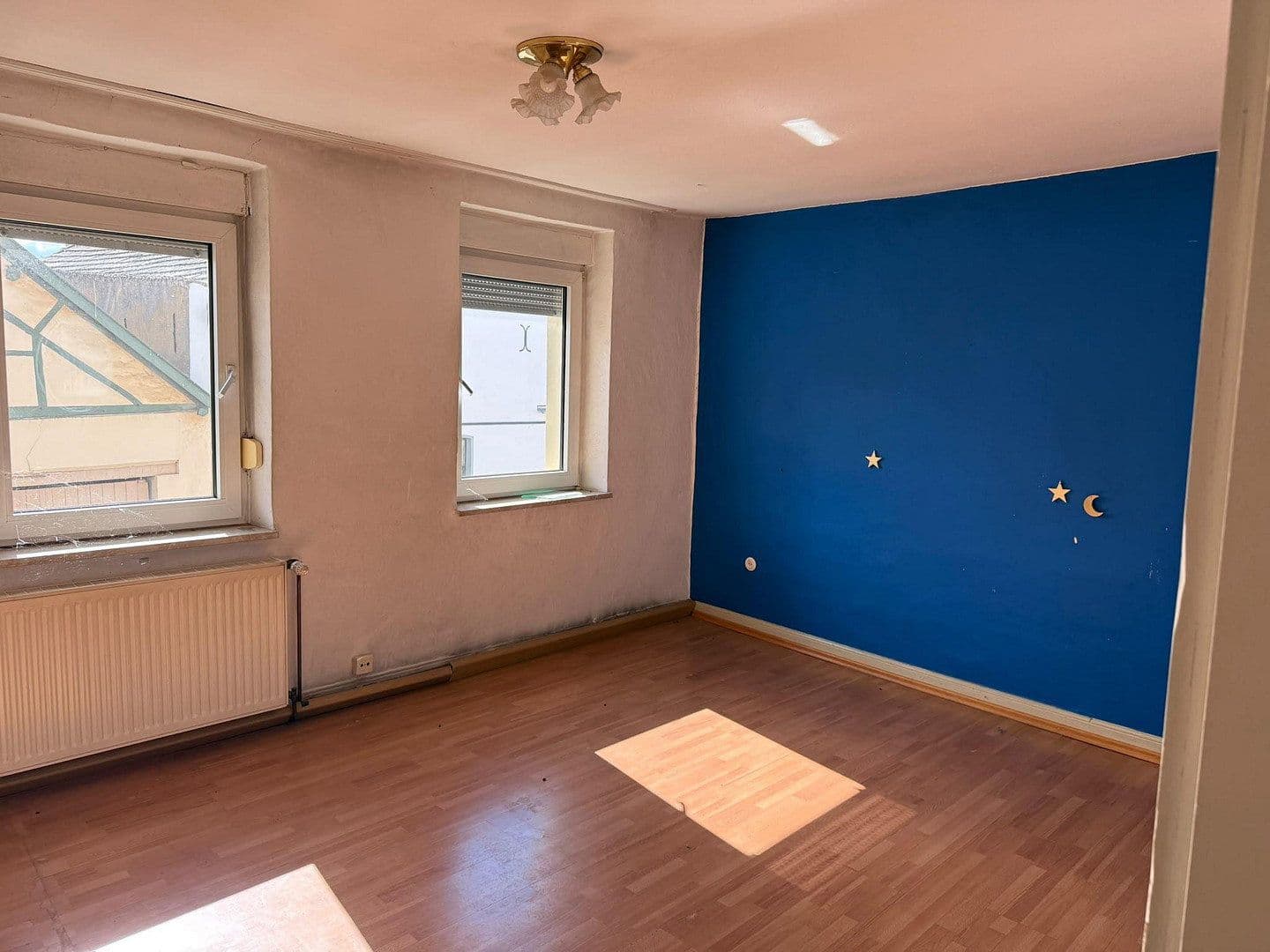 Predaj domu 368 m², pozemok 686 m², Meckenheim, Severné Porýnie - Westfálsko Predaj domu 368 m², pozemok 686 m², Meckenheim, Severné Porýnie - Westfálsko