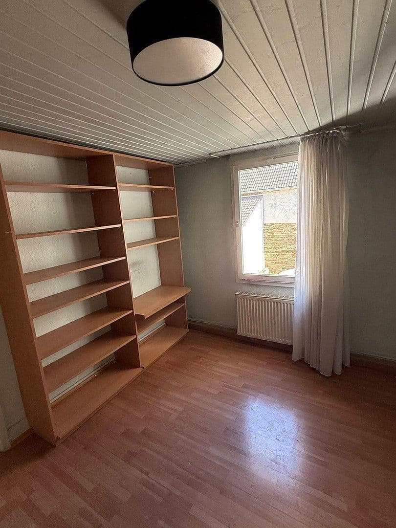 Predaj domu 368 m², pozemok 686 m², Meckenheim, Severné Porýnie - Westfálsko Predaj domu 368 m², pozemok 686 m², Meckenheim, Severné Porýnie - Westfálsko