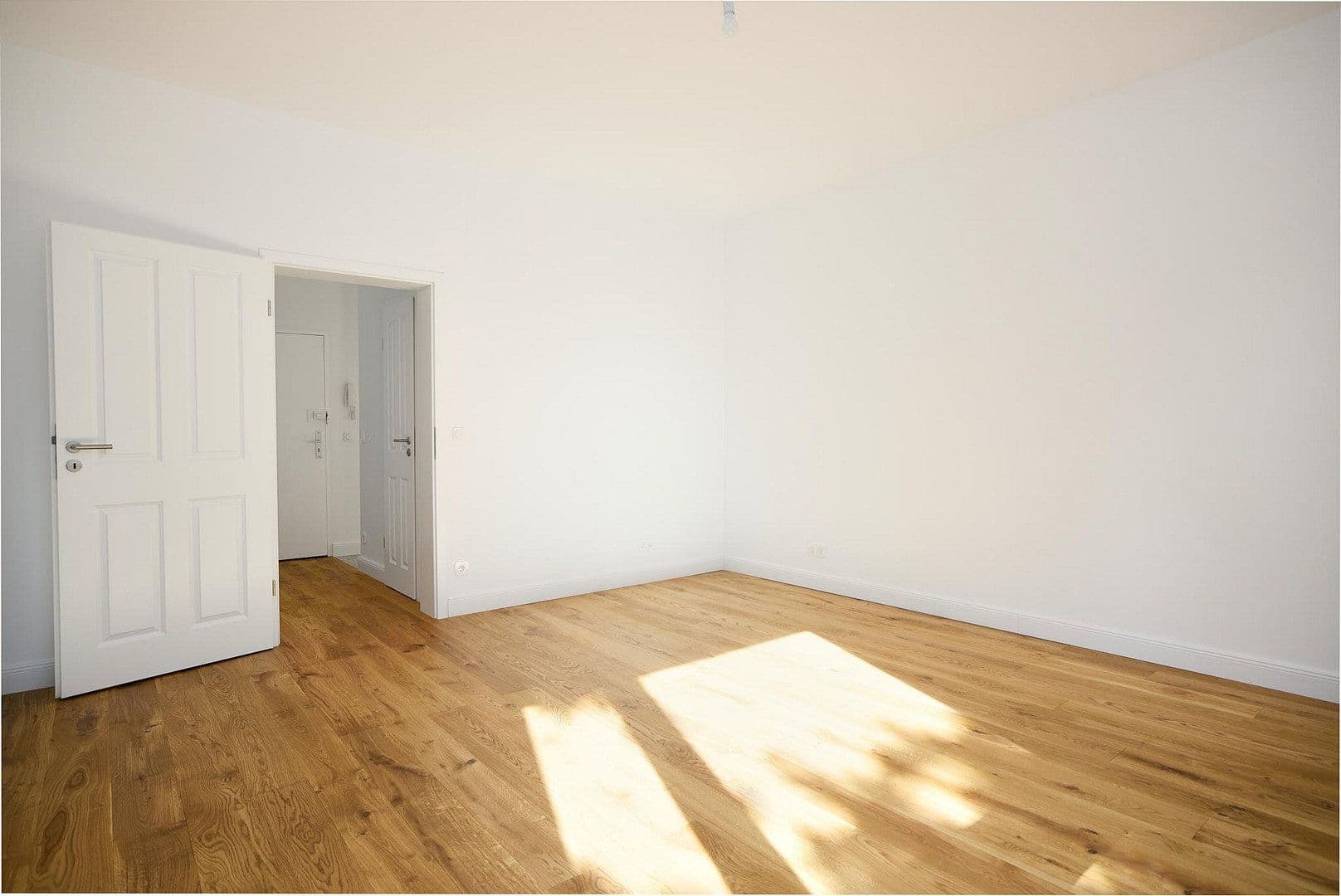 Predaj bytu 2-izbový 46 m², Waldenserstrasse 6, Berlin, Berlín Predaj bytu 2-izbový 46 m², Waldenserstrasse 6, Berlin, Berlín