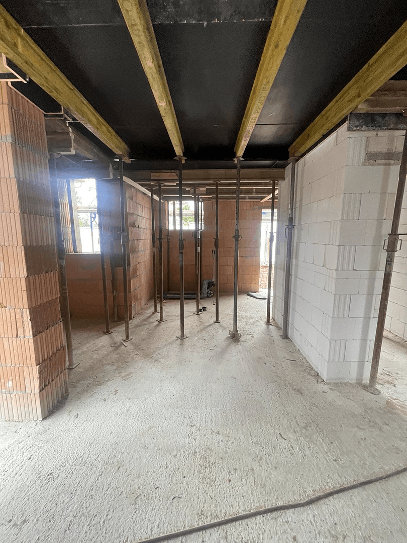 Predaj domu 171 m², pozemok 349 m², Obrigheim (Pfalz), Porýnie-Falcko Predaj domu 171 m², pozemok 349 m², Obrigheim (Pfalz), Porýnie-Falcko