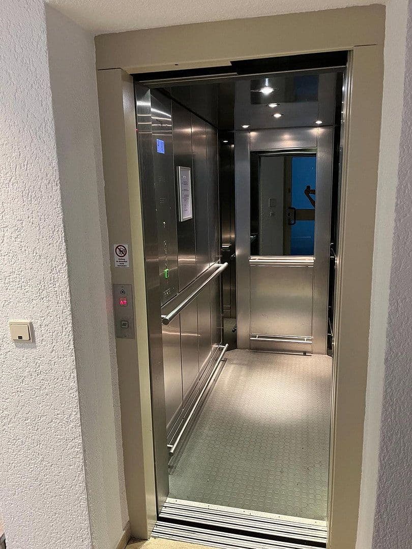 Predaj kancelárie 143 m², Wilhelmstraße 60a, Wiesbaden, Hesensko Predaj kancelárie 143 m², Wilhelmstraße 60a, Wiesbaden, Hesensko