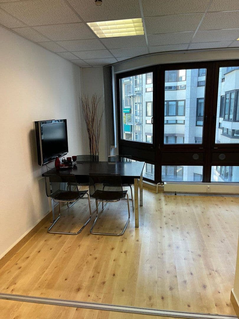 Predaj kancelárie 143 m², Wilhelmstraße 60a, Wiesbaden, Hesensko Predaj kancelárie 143 m², Wilhelmstraße 60a, Wiesbaden, Hesensko