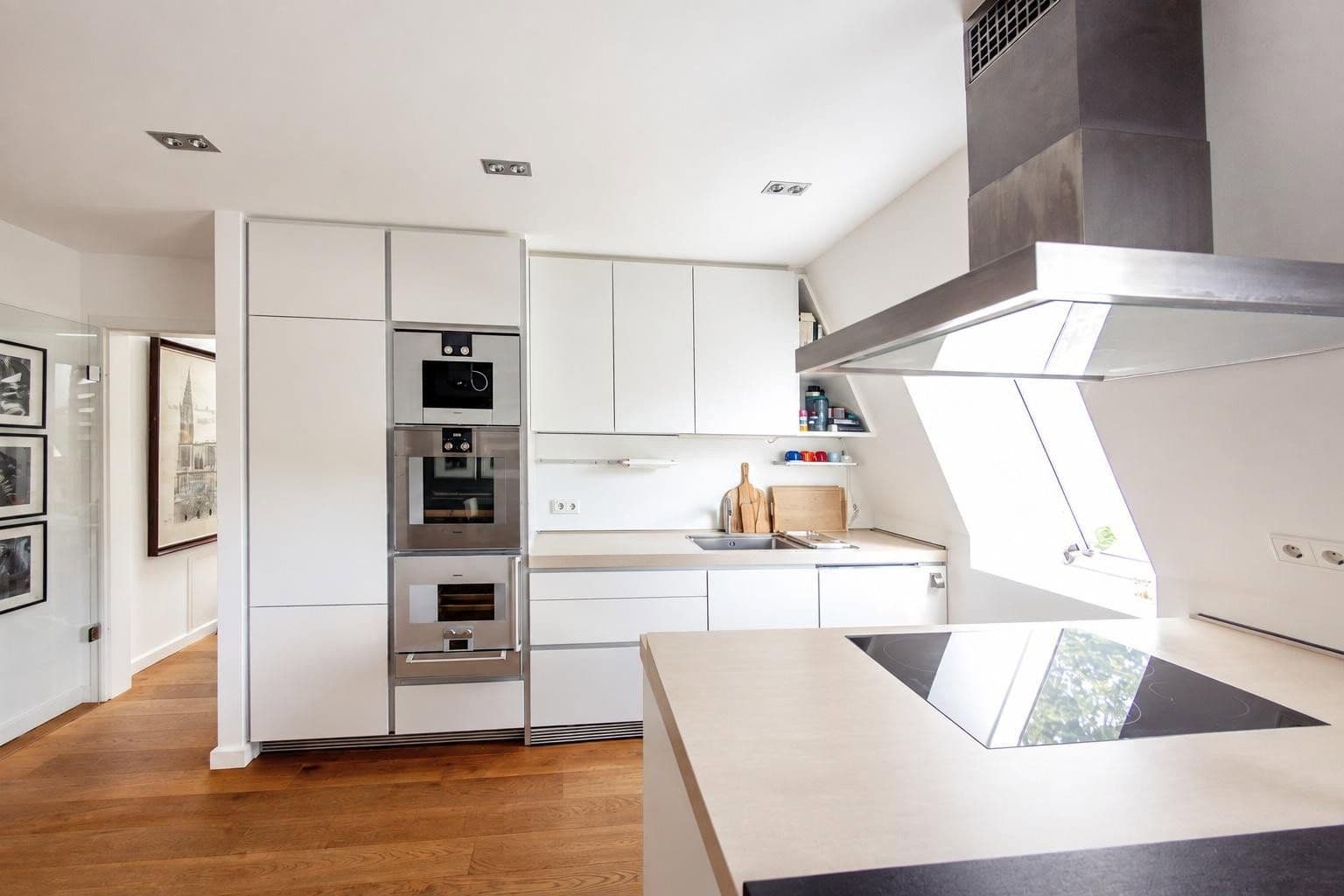 Predaj bytu 2-izbový 137 m², Berlin, Berlín Predaj bytu 2-izbový 137 m², Berlin, Berlín
