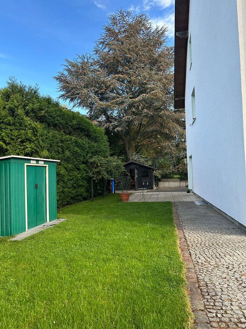 Prenájom domu 186 m², pozemok 384 m², Leverkusen, Severné Porýnie - Westfálsko Prenájom domu 186 m², pozemok 384 m², Leverkusen, Severné Porýnie - Westfálsko