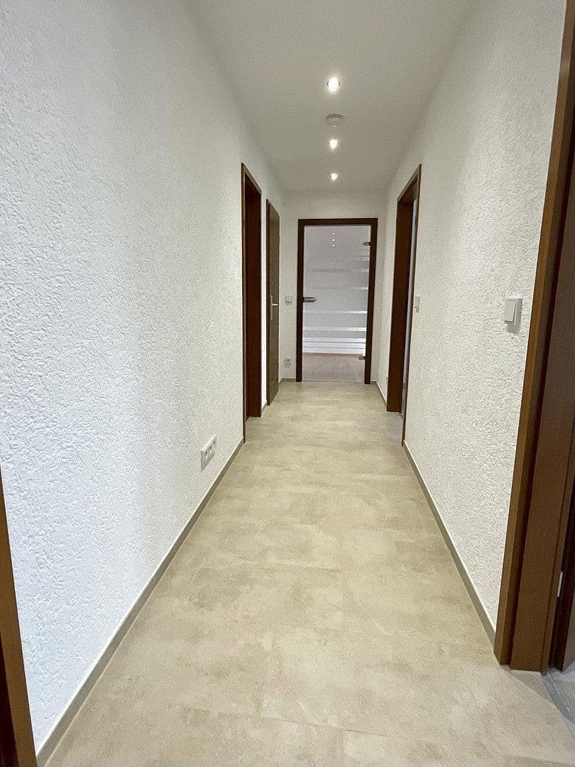 Prenájom bytu 3-izbový 92 m², Stadtbergen, Bavorsko Prenájom bytu 3-izbový 92 m², Stadtbergen, Bavorsko