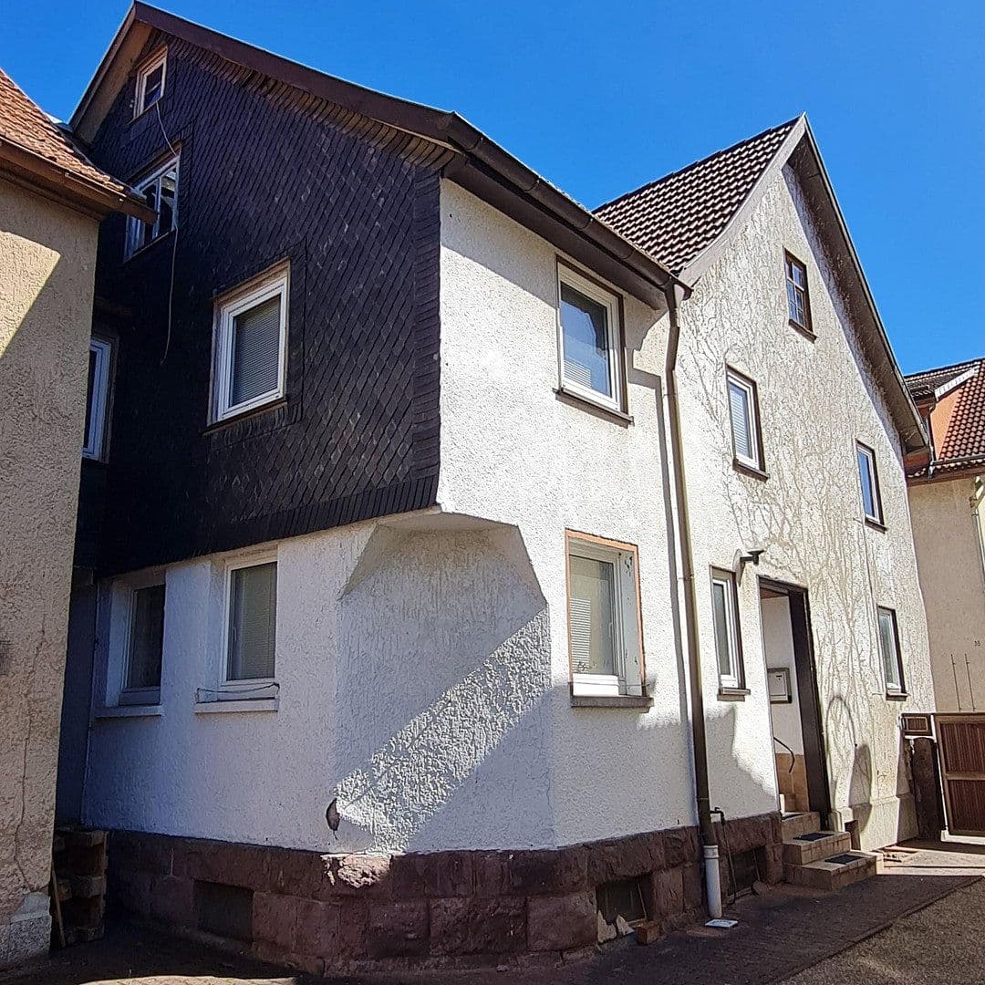 Predaj domu 158 m², pozemok 1.030 m², Hauptstraße 37, Steinbach-Hallenberg, Durínsko Predaj domu 158 m², pozemok 1.030 m², Hauptstraße 37, Steinbach-Hallenberg, Durínsko
