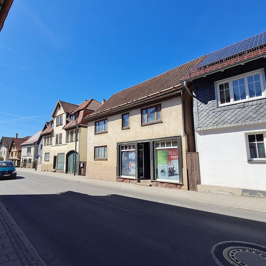 Predaj domu 158 m², pozemok 1.030 m², Hauptstraße 37, Steinbach-Hallenberg, Durínsko Predaj domu 158 m², pozemok 1.030 m², Hauptstraße 37, Steinbach-Hallenberg, Durínsko